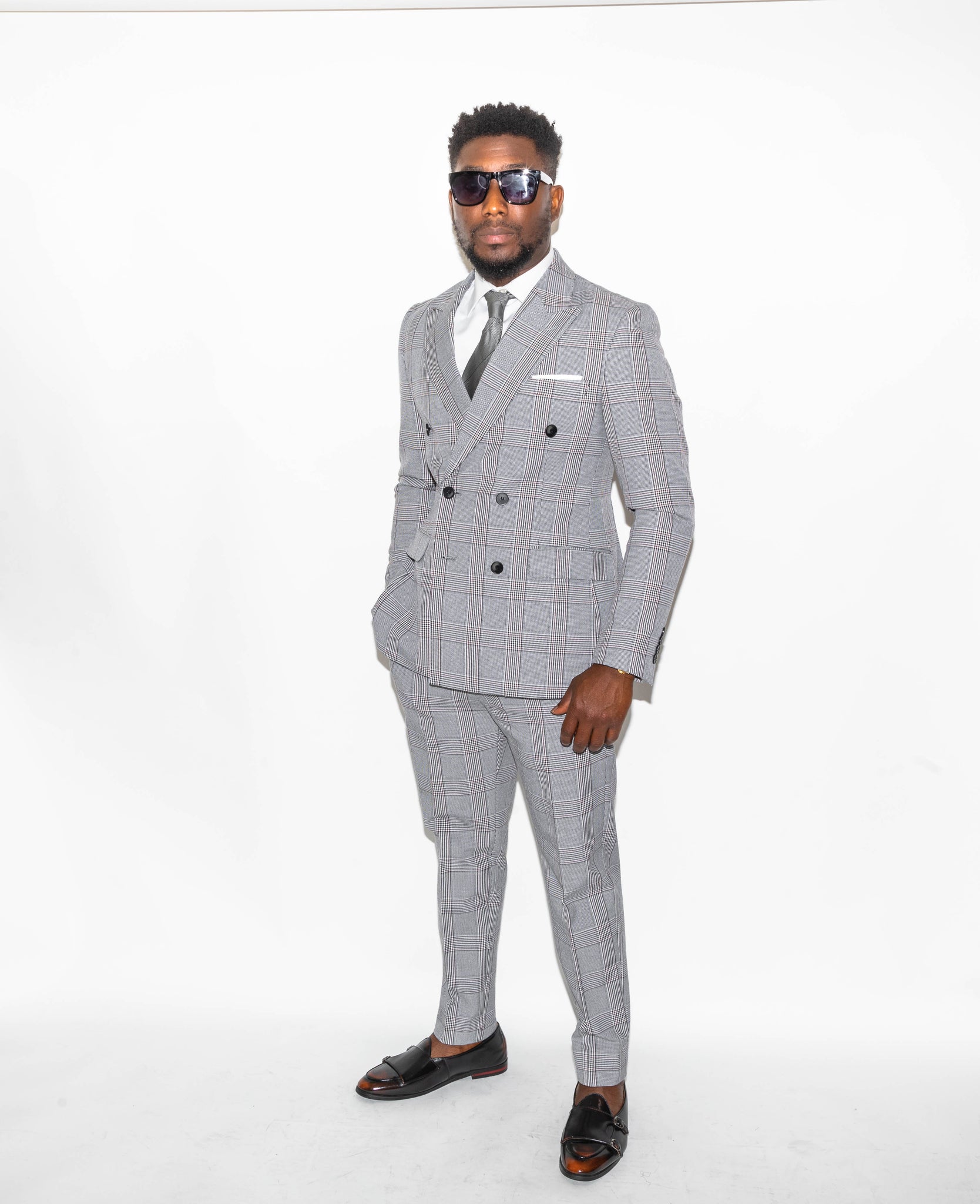 BESTMAN PATTERN NAVY BLUE DOUBLE- BREASTED TWO PIECE SUIT – SamEnchill  Collections